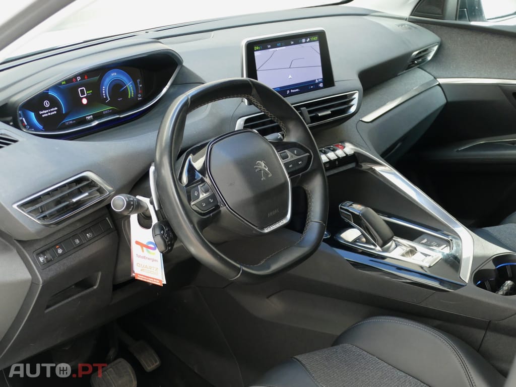 Peugeot 3008 1.6 Hybrid Allure e-EAT8