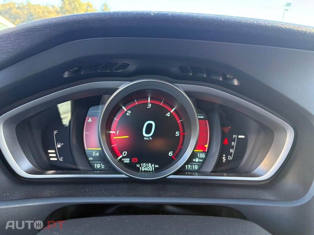 Volvo V40 1.6 D2 Kinetic Powershift