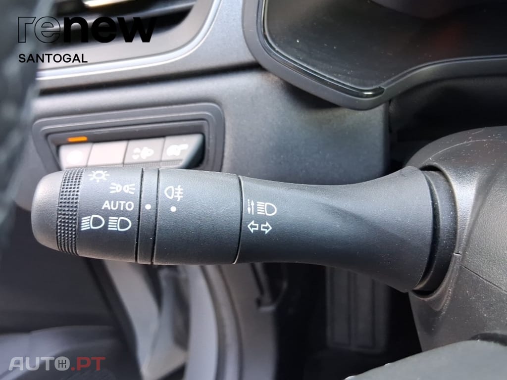 Renault Captur Techno TCE 90