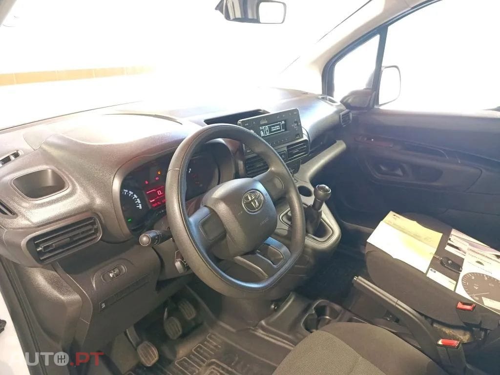 Toyota Proace City 1.5D L2 Comfort Plus