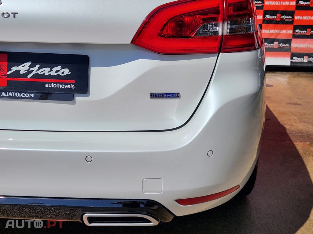 Peugeot 308 1.6 BlueHDi Style J17