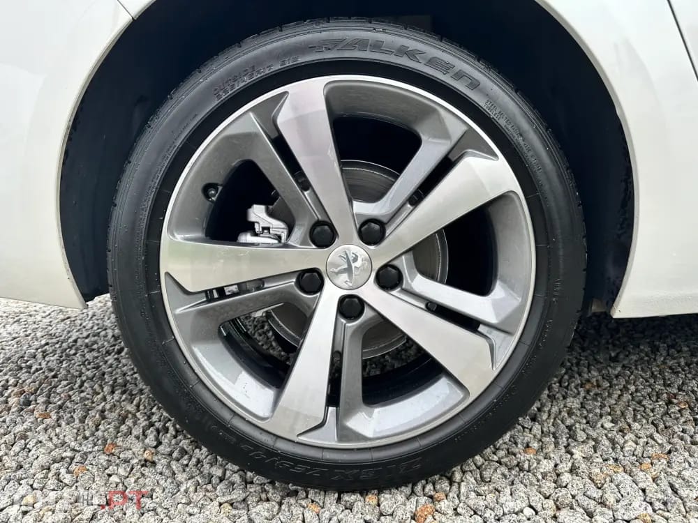 Peugeot 308 SW 1.5 BlueHDi GT Line — fotografia 8