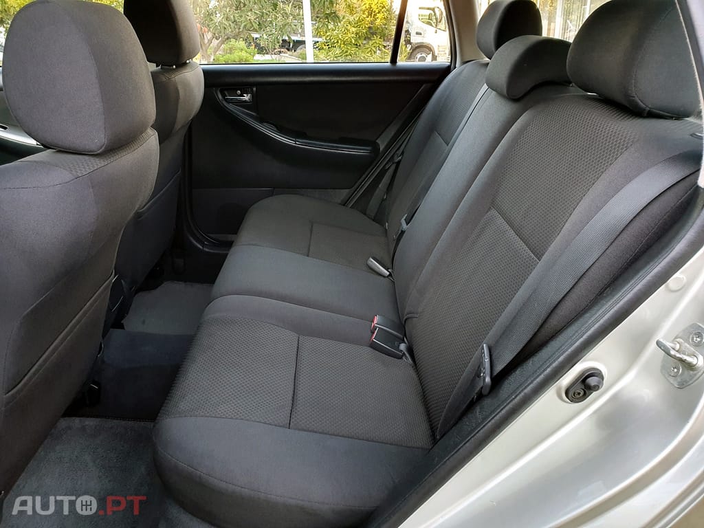 Toyota Corolla Stationwagon 1.4 D-4D Sol