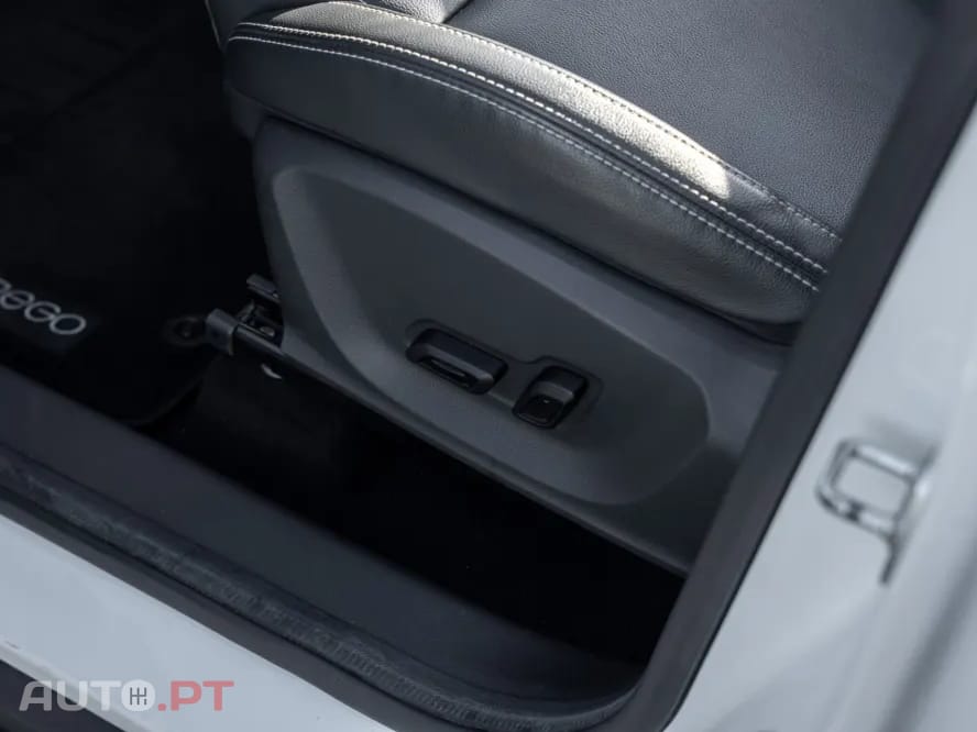 MG ZS EV 44.5 kWh Luxury