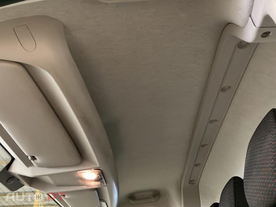 Peugeot Boxer 2.2 BlueHDi 335 L3H2 Premium