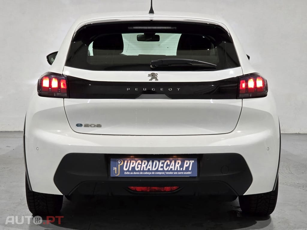 Peugeot E-208 50 kWh Active