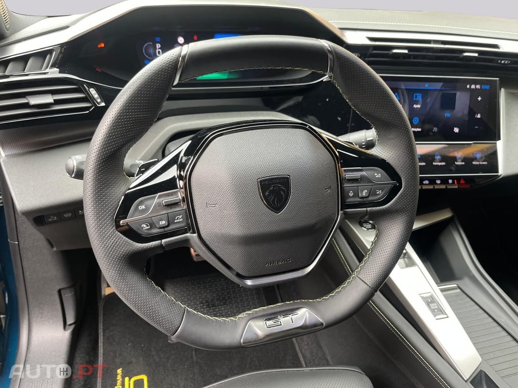 Peugeot 408 PHEV 180 e-EAT8 GT I.V.A DEDUTIVEL 