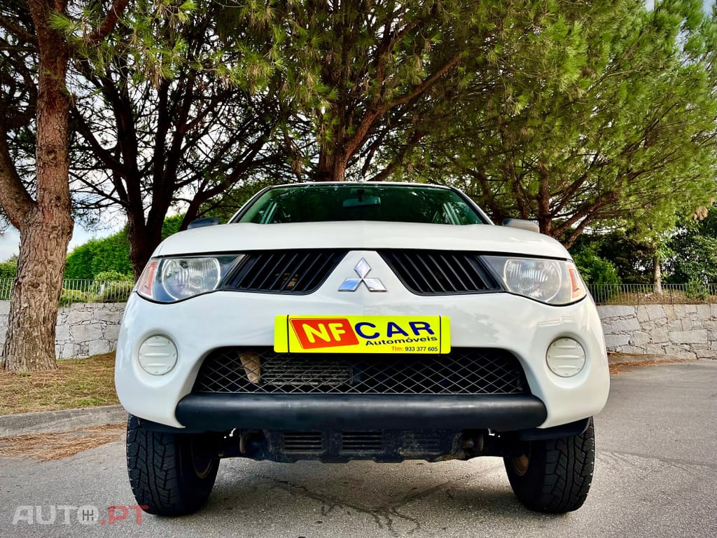 Mitsubishi L200 DI-D  4x4