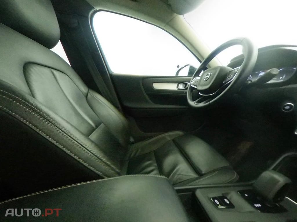 Volvo XC40 1.5 T4 PHEV Inscription Expression