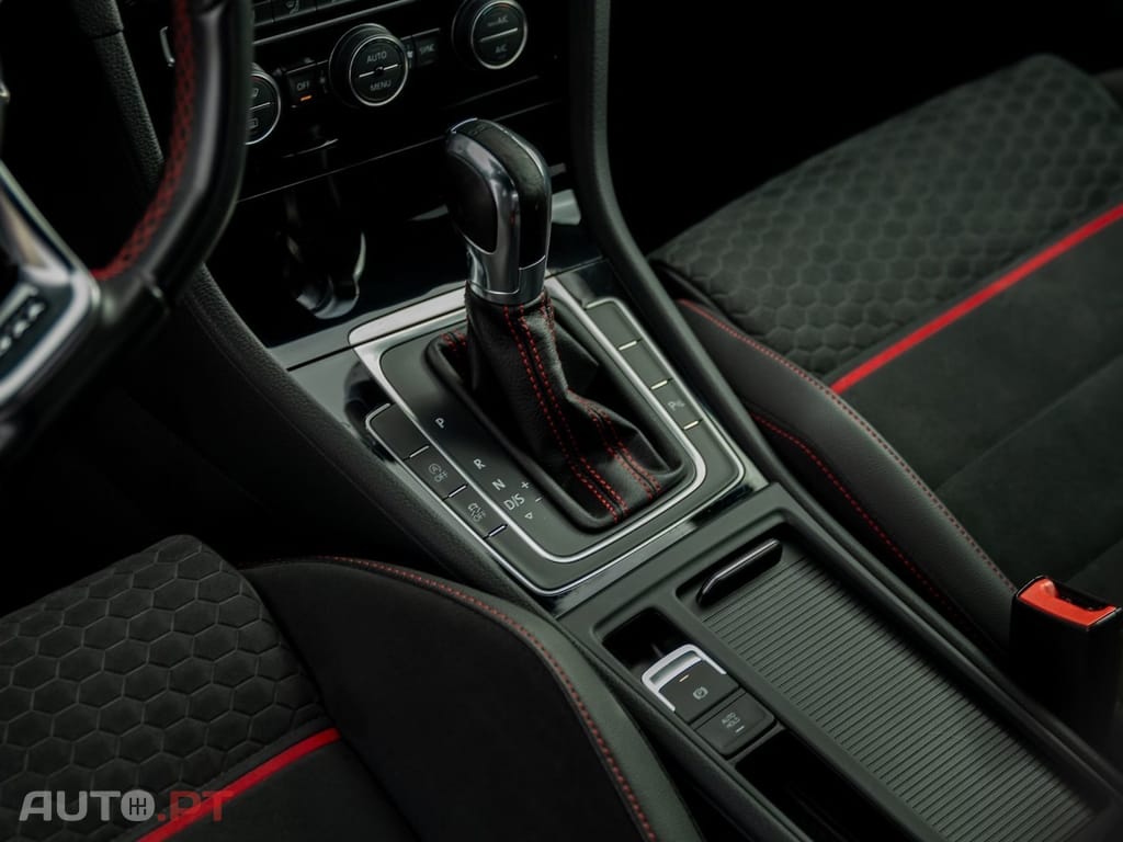 Volkswagen Golf 2.0 TSi GTi Performance