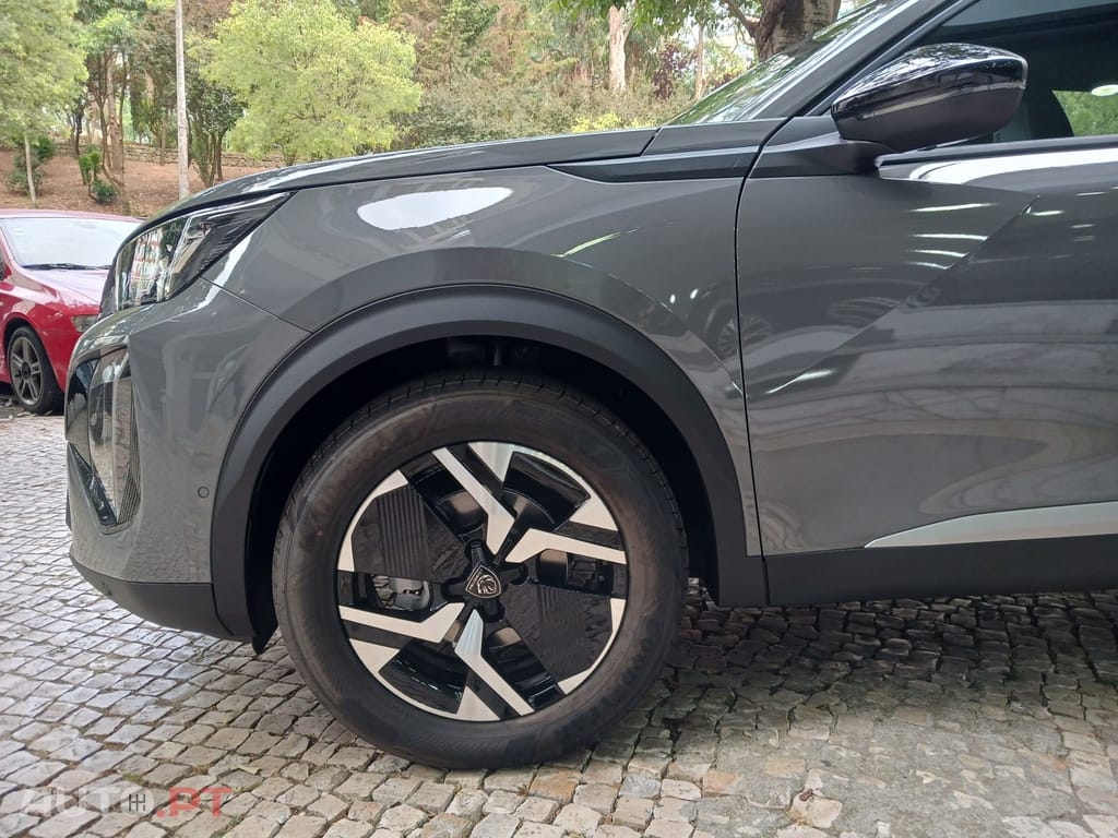 Peugeot 2008 1.2 PureTech Allure Pack