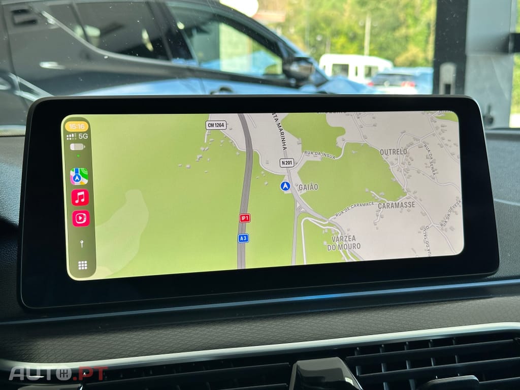 BMW 530 e Pack Desportivo M