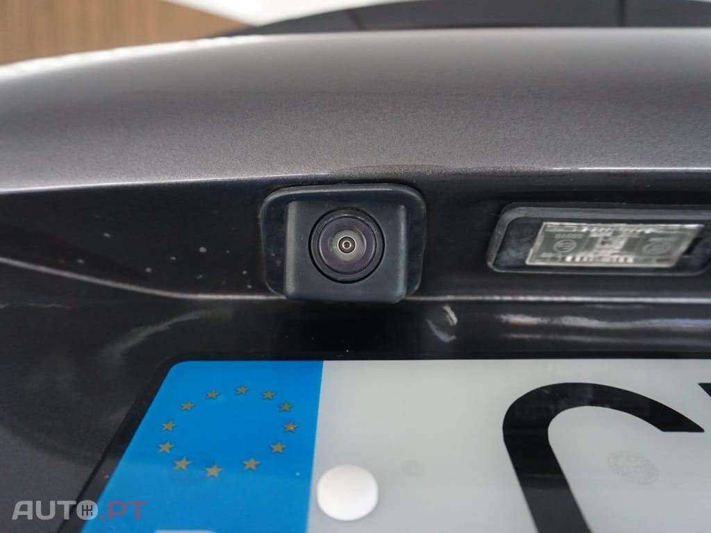 Peugeot 2008 1.2 PureTech Allure EAT6
