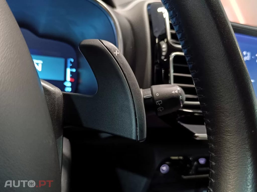 Citroen C5 Aircross 1.6 Hybrid Shine e-EAT8