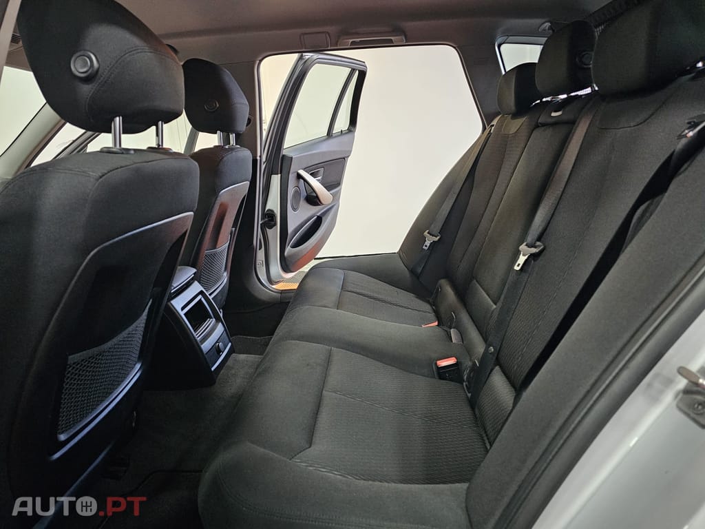 BMW 318 d Touring Line Sport