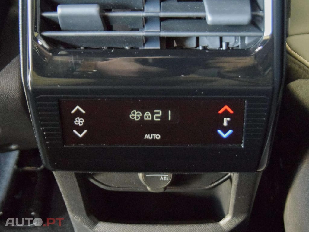 Peugeot 5008 1.2 Hybrid Allure e-DCS6