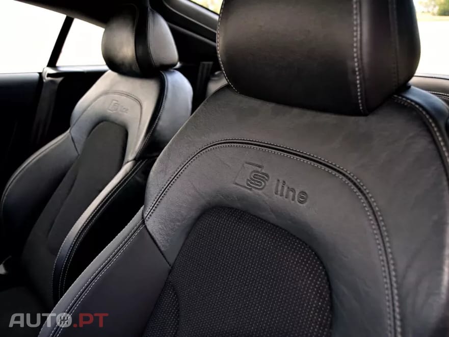 Audi TT 2.0 TDi quattro S-line