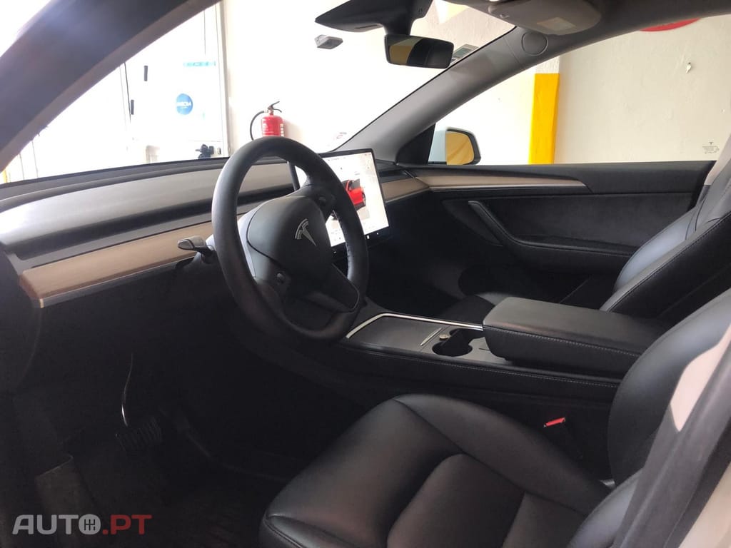 Tesla Model Y Performance Tração Integral