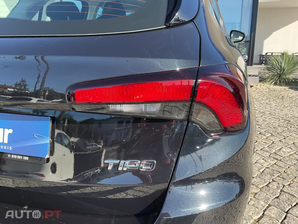 Fiat Tipo 1.3 M-Jet Lounge