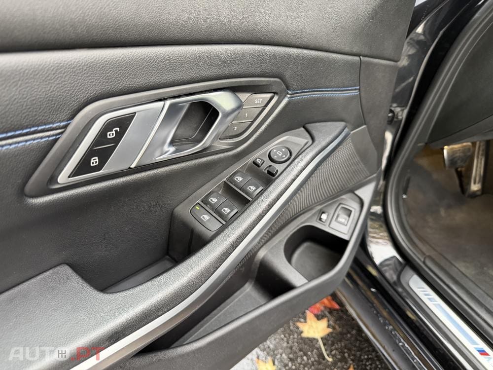 BMW 330 e Pack 50 anos M Auto