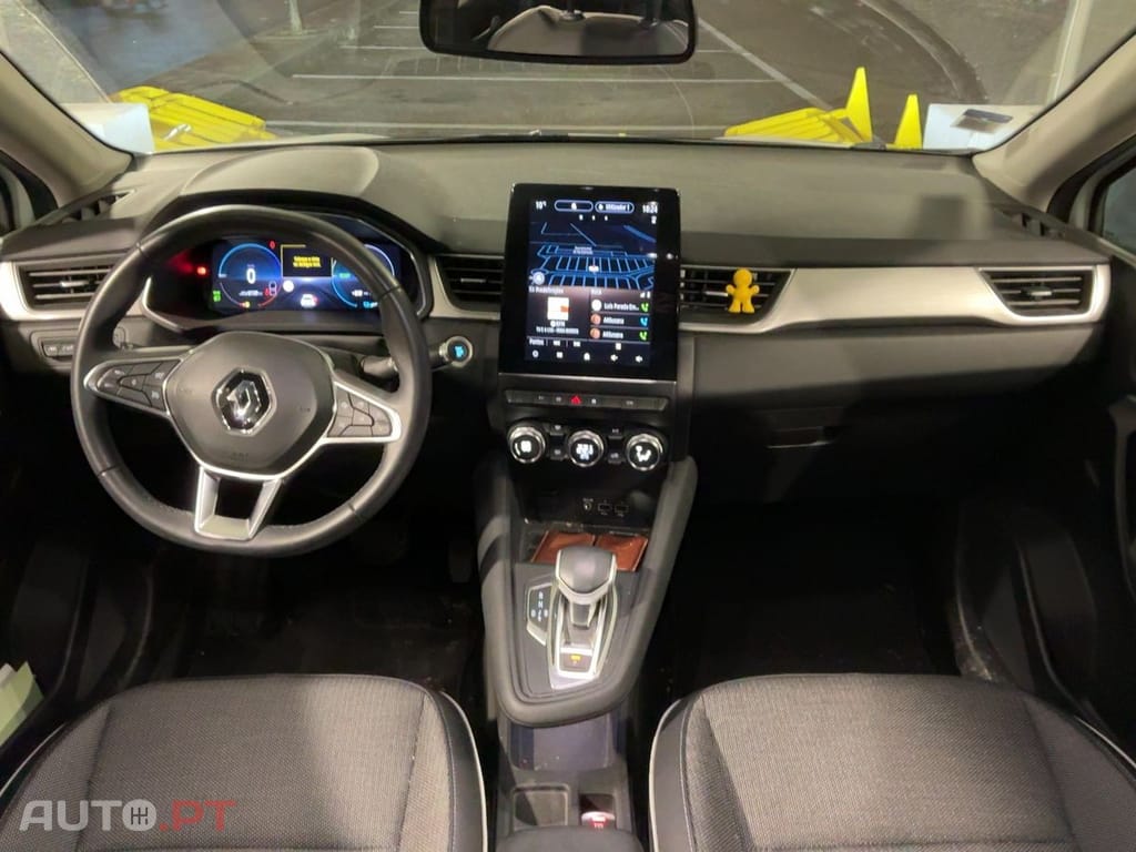 Renault Captur 1.6 E-Tech Zen