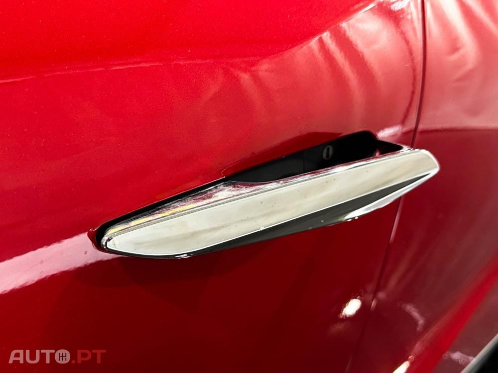 DS DS3 Crossback E-TENSE PERFORMANCE LINE +