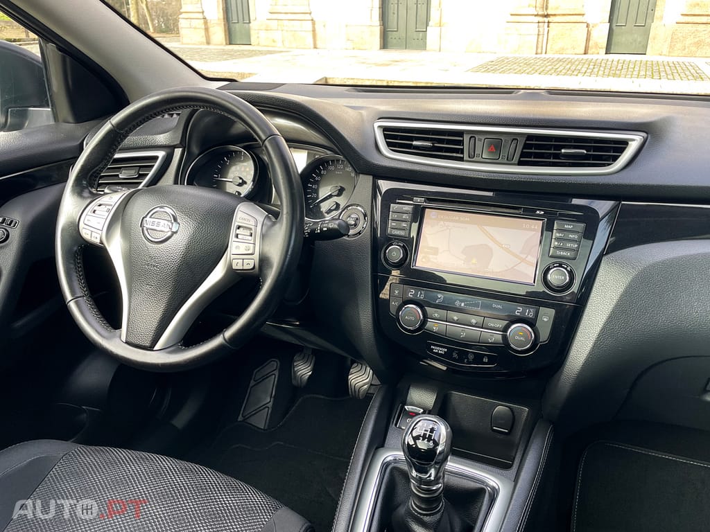 Nissan Qashqai 1.5 dCi N-Connecta 18