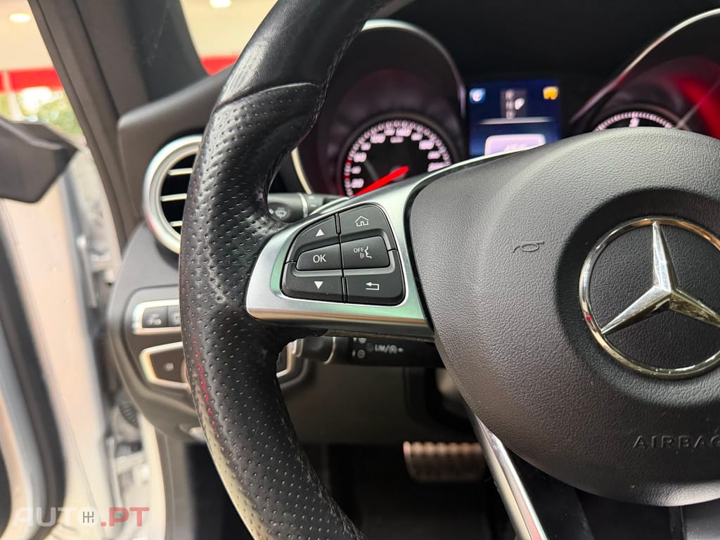 Mercedes-Benz C 220 d AMG Line 9G- Tronic