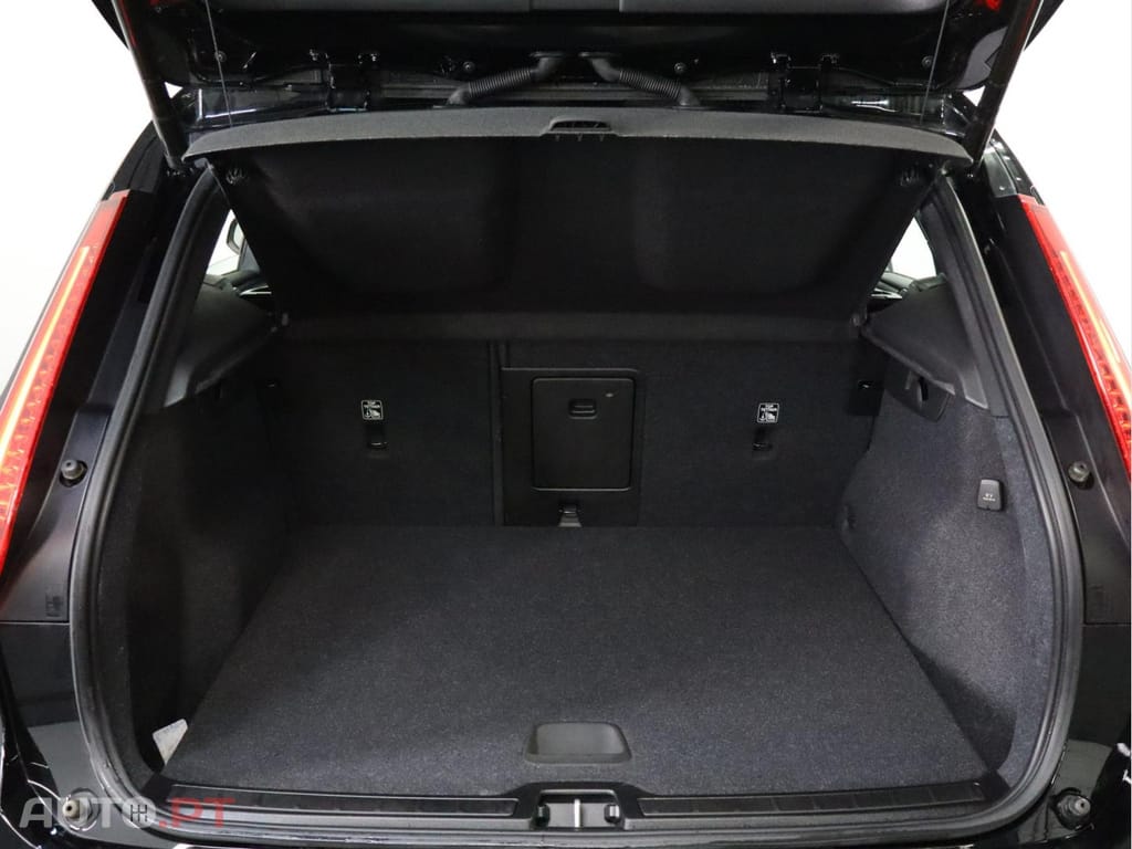 Volvo XC40 1.5 T4 PHEV Core