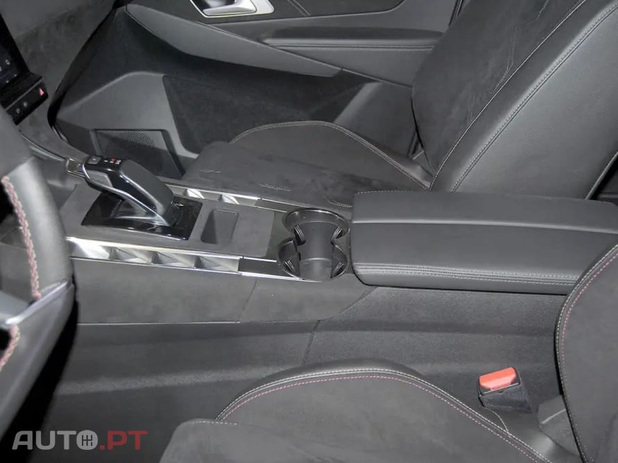 DS DS7 E-Tense Performance Line