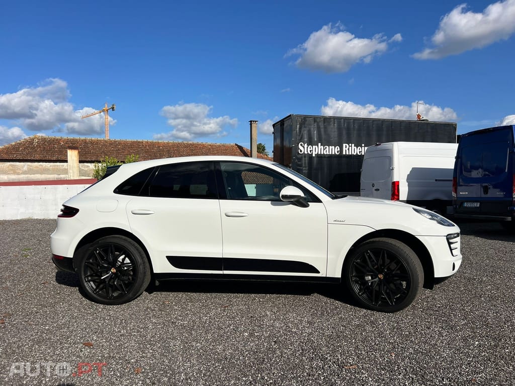 Porsche Macan S