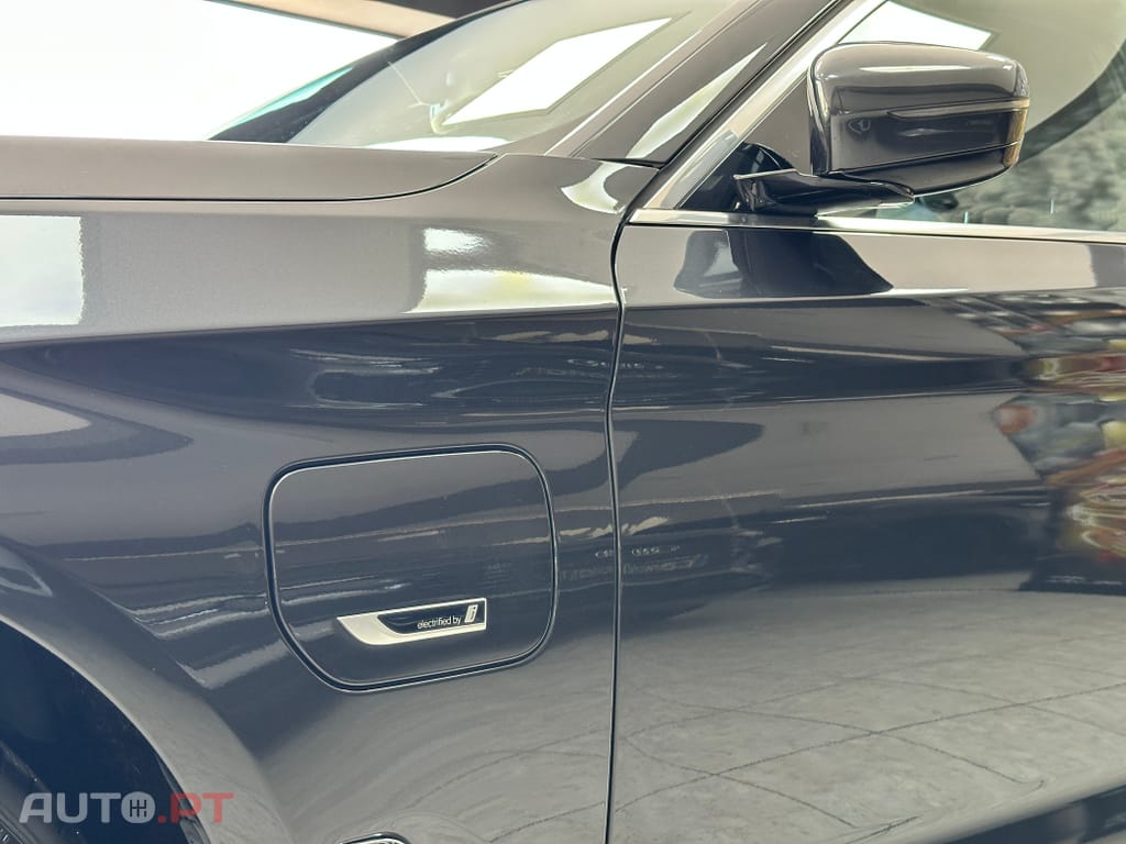 BMW 530 e Pack Desportivo M
