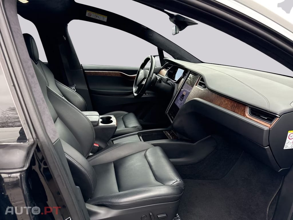 Tesla Model X I.V.A DEDUTIVEL Long Range
