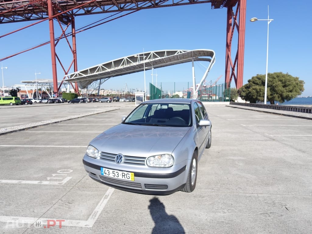 Volkswagen Golf 1.4i Confortline