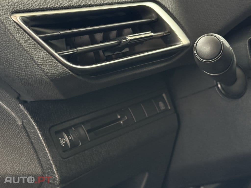 Peugeot 5008 1.2 PureTech Allure EAT8