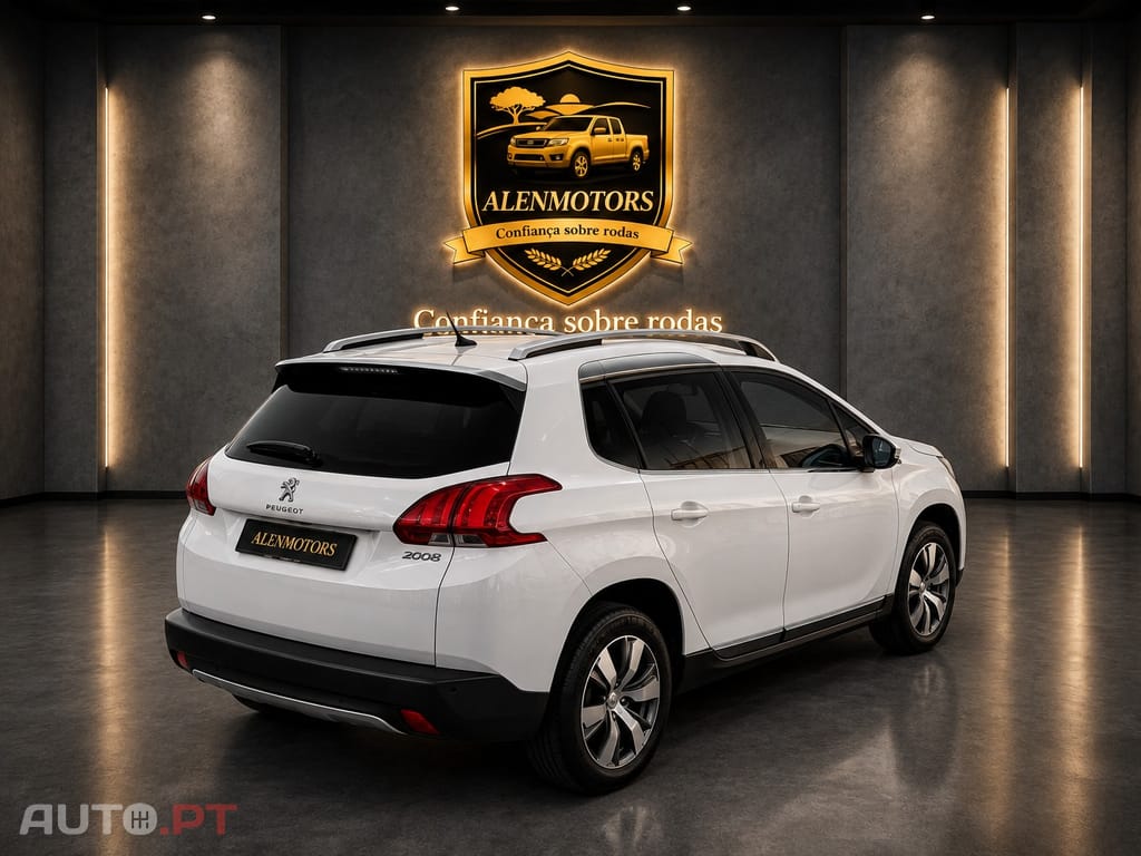 Peugeot 2008 1.2 PureTech Allure