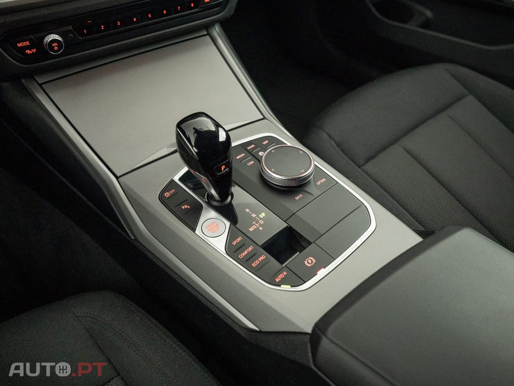BMW 320 d Auto MHEV