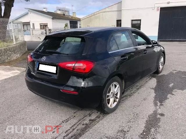 Mercedes-Benz A 180 d Style Plus Aut.