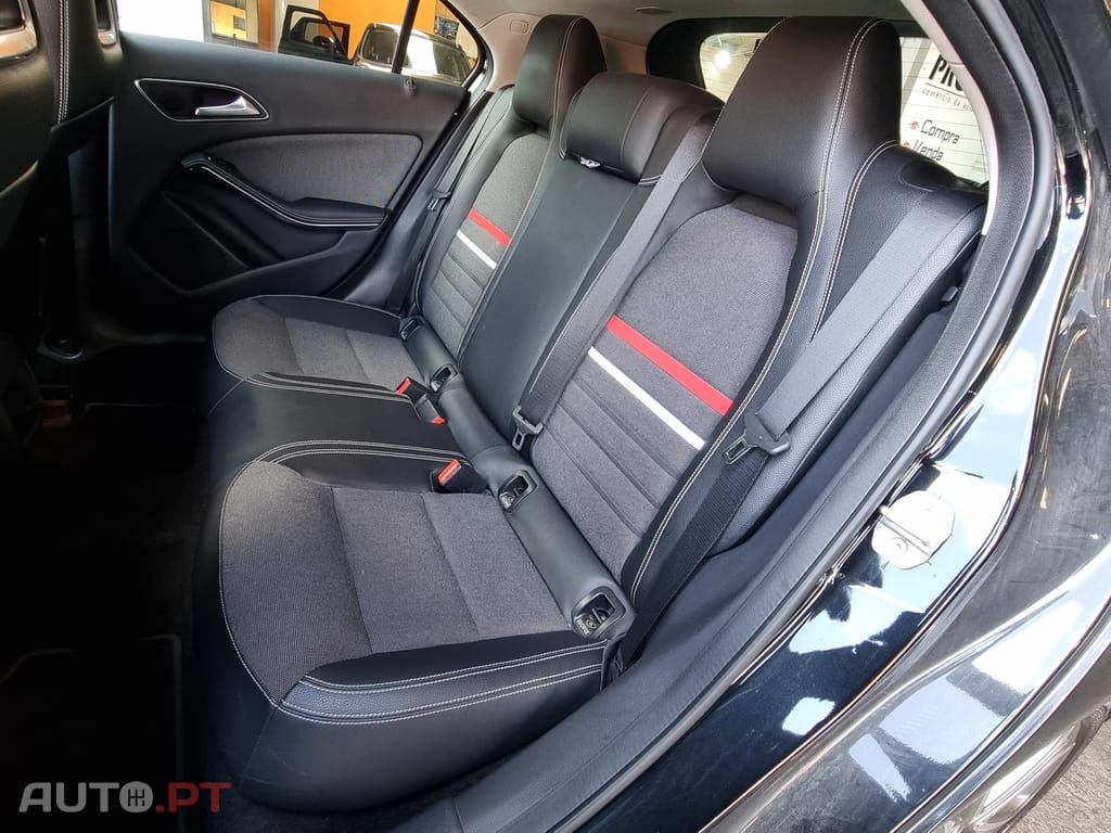 Mercedes-Benz A 180 Dynamic Edition