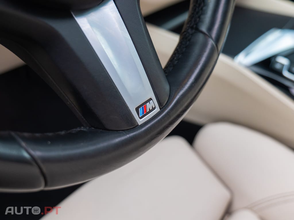 BMW 520 d Pack Desportivo M Auto