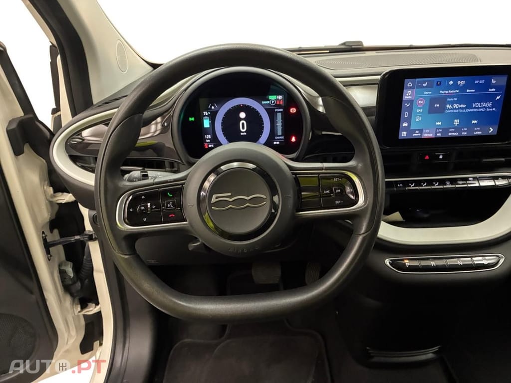 Fiat 500e 23.8 KWh Action
