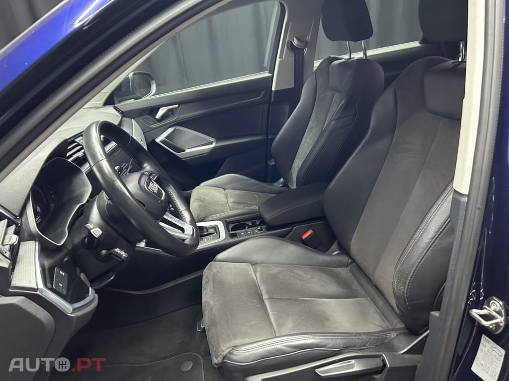 Audi Q3 45 TFSIe S line S tronic