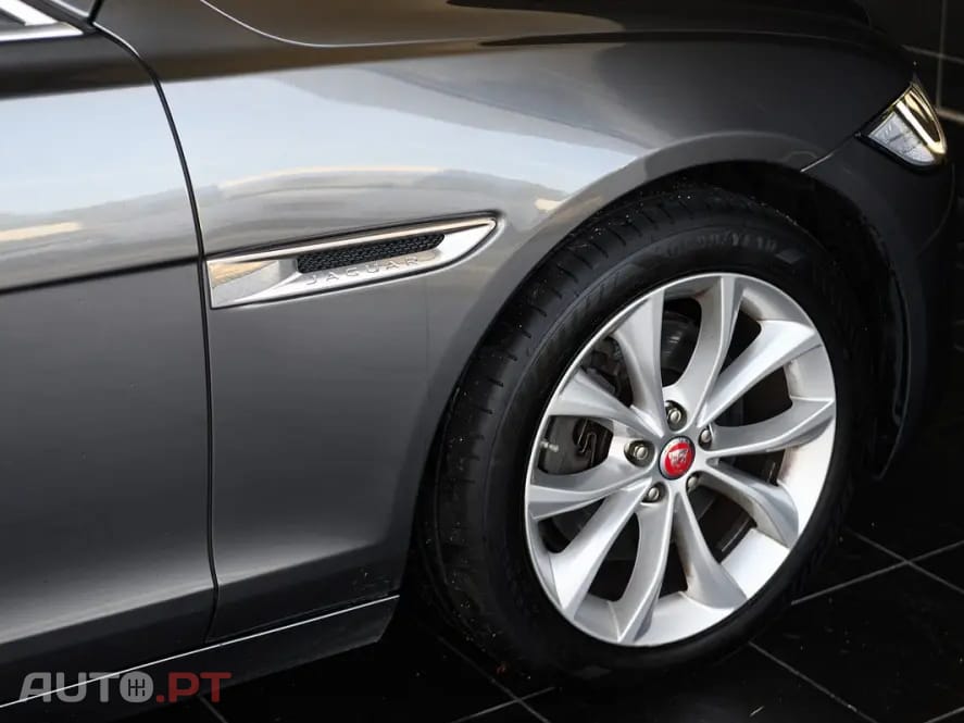 Jaguar XF 2.0 D R-Sport Aut.