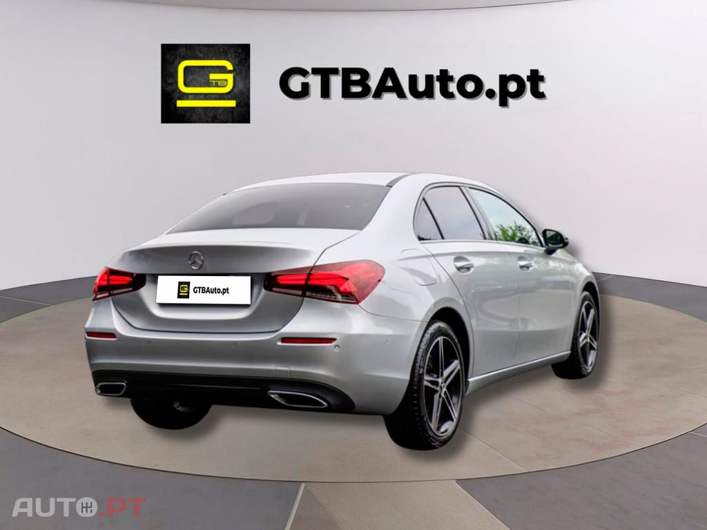 Mercedes-Benz A 250 I.V.A DEDUTIVEL 