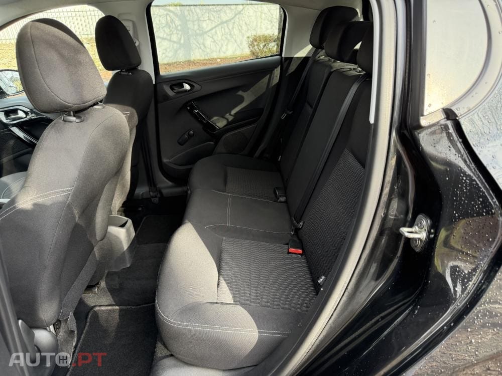 Peugeot 208 1.4 HDi Active