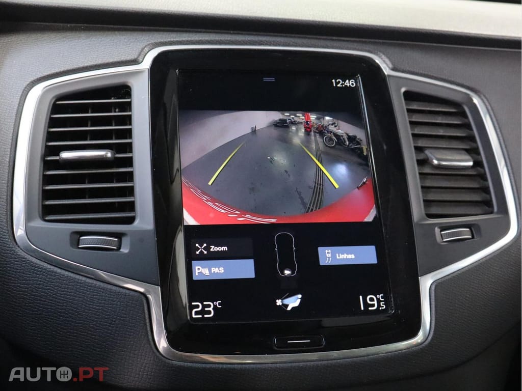 Volvo XC90 T8 Phev Momentum 4WD