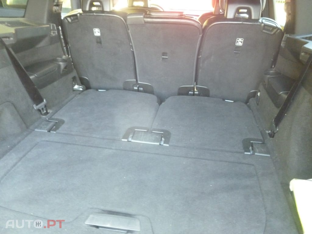 Volvo XC90 2.0 D4 R-Design Auto