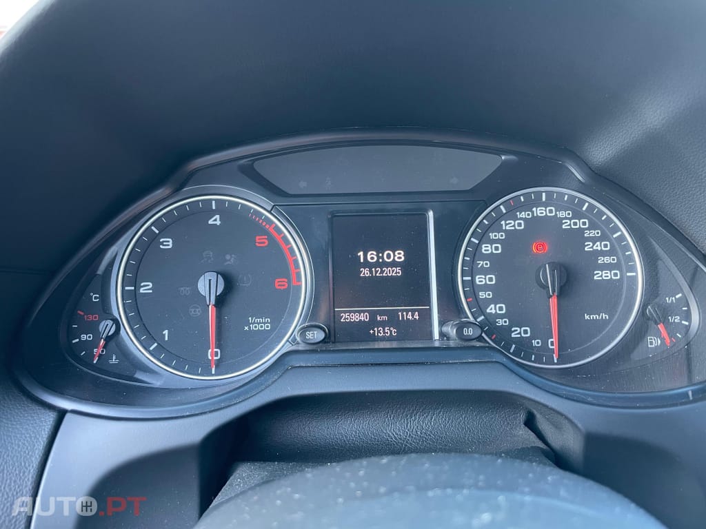 Audi Q5 2.0 TDi Advance S-tronic