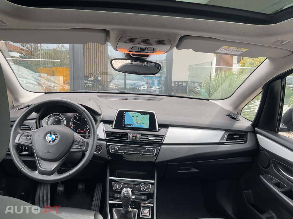 BMW 216 d Advantage