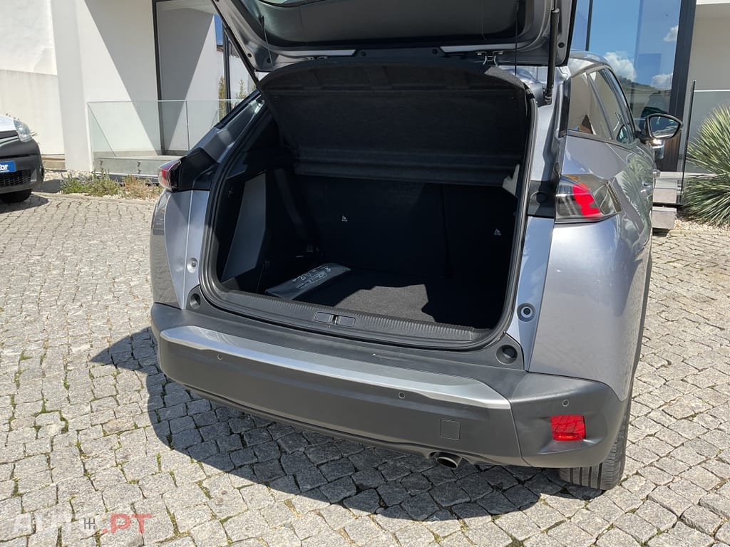 Peugeot 2008 1.2 PureTech Style